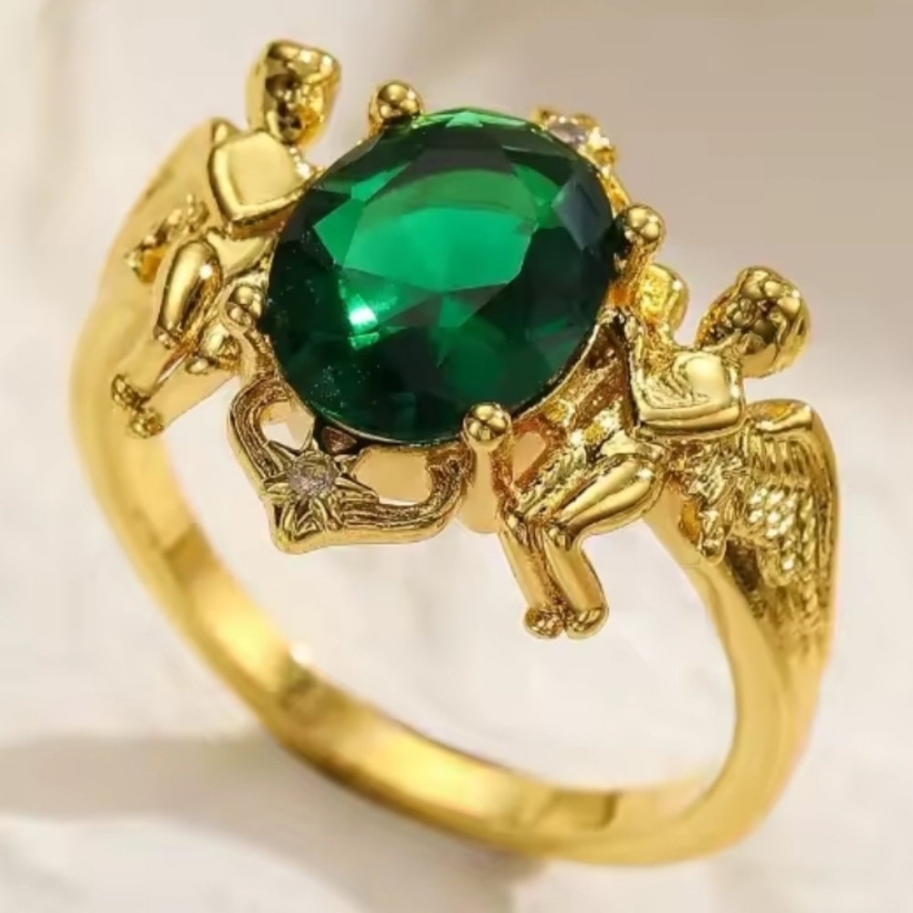 Eternal Love Guardian Angel Woman Ring Inlaid With Green Cubic Zirconia Gift